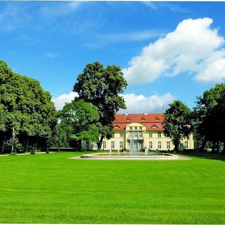 Schloss Hasenwinkel Hotel Exterior photo