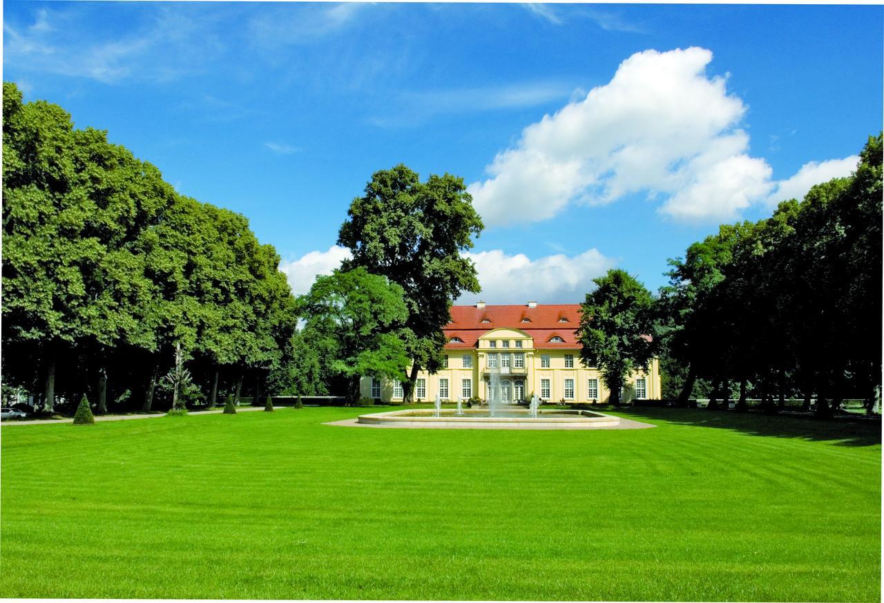 Schloss Hasenwinkel Hotel Exterior photo
